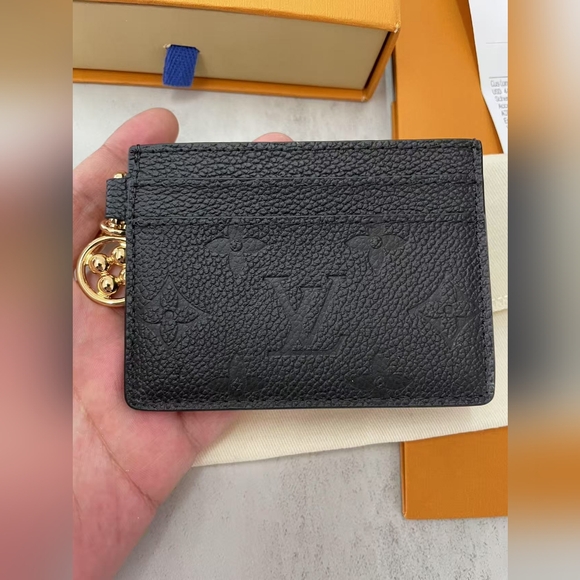 Louis Vuitton Charms Card Holder - Picture 2 of 12